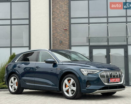 Синий Ауди E-Tron, объемом двигателя 0 л и пробегом 96 тыс. км за 24999 $, фото 6 на Automoto.ua