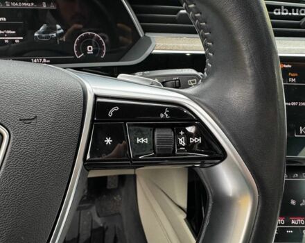 Синий Ауди E-Tron, объемом двигателя 0 л и пробегом 104 тыс. км за 33490 $, фото 22 на Automoto.ua