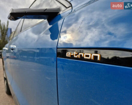 Синий Ауди E-Tron, объемом двигателя 0 л и пробегом 5 тыс. км за 58900 $, фото 26 на Automoto.ua