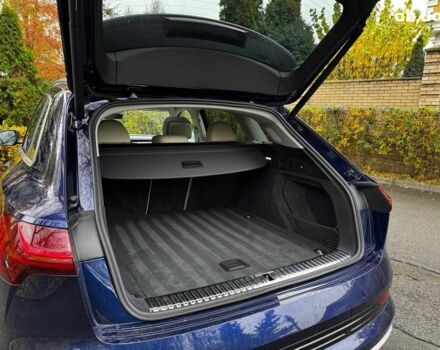 Синий Ауди E-Tron, объемом двигателя 0 л и пробегом 104 тыс. км за 33490 $, фото 35 на Automoto.ua