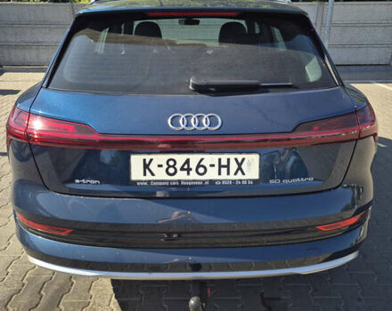 Синий Ауди E-Tron, объемом двигателя 0 л и пробегом 170 тыс. км за 22500 $, фото 3 на Automoto.ua