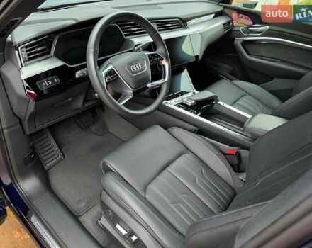 Синий Ауди E-Tron, объемом двигателя 0 л и пробегом 43 тыс. км за 39500 $, фото 22 на Automoto.ua