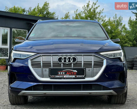 Синий Ауди E-Tron, объемом двигателя 0 л и пробегом 38 тыс. км за 39180 $, фото 2 на Automoto.ua