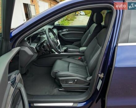 Синий Ауди E-Tron, объемом двигателя 0 л и пробегом 43 тыс. км за 39500 $, фото 20 на Automoto.ua