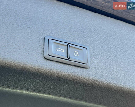 Синий Ауди E-Tron, объемом двигателя 0 л и пробегом 40 тыс. км за 36514 $, фото 48 на Automoto.ua