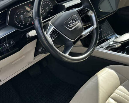 Ауді E-Tron 2020 у Володимир-Волинський на Automoto.ua Синій Ауді E-Tron, об'ємом двигуна 0 л та пробігом 220 тис. км за 25000 $, фото 3 на Automoto.ua