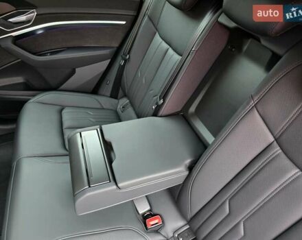 Синий Ауди E-Tron, объемом двигателя 0 л и пробегом 43 тыс. км за 39500 $, фото 66 на Automoto.ua