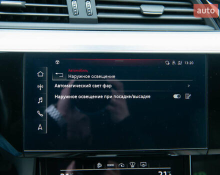 Синій Ауді E-Tron, об'ємом двигуна 0 л та пробігом 80 тис. км за 44500 $, фото 38 на Automoto.ua