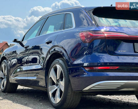 Синий Ауди E-Tron, объемом двигателя 0 л и пробегом 38 тыс. км за 39180 $, фото 11 на Automoto.ua