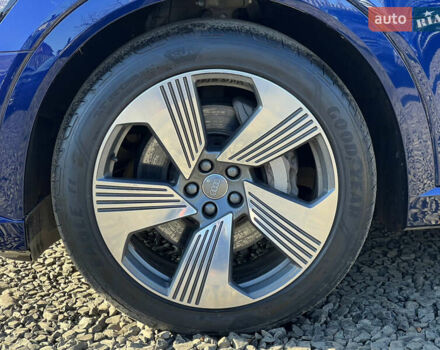 Синий Ауди E-Tron, объемом двигателя 0 л и пробегом 40 тыс. км за 36514 $, фото 23 на Automoto.ua