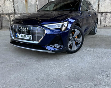 Синій Ауді E-Tron, об'ємом двигуна 0 л та пробігом 68 тис. км за 35500 $, фото 4 на Automoto.ua