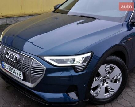 Синий Ауди E-Tron, объемом двигателя 0 л и пробегом 52 тыс. км за 31500 $, фото 48 на Automoto.ua