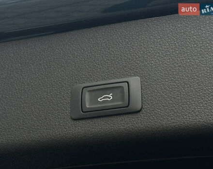 Синій Ауді E-Tron, об'ємом двигуна 0 л та пробігом 140 тис. км за 20900 $, фото 28 на Automoto.ua