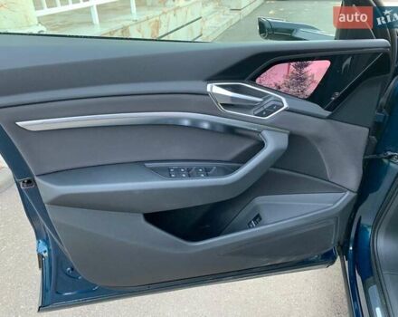 Синий Ауди E-Tron, объемом двигателя 0 л и пробегом 142 тыс. км за 26500 $, фото 30 на Automoto.ua