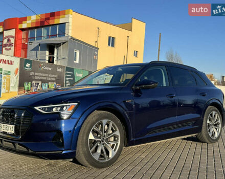 Синий Ауди E-Tron, объемом двигателя 0 л и пробегом 46 тыс. км за 31000 $, фото 5 на Automoto.ua