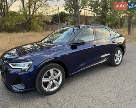 Синій Ауді E-Tron, об'ємом двигуна 0 л та пробігом 53 тис. км за 33700 $, фото 13 на Automoto.ua