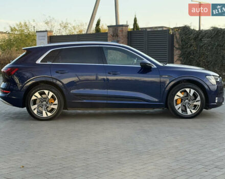 Синий Ауди E-Tron, объемом двигателя 0 л и пробегом 71 тыс. км за 28300 $, фото 53 на Automoto.ua