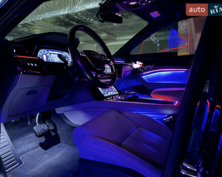 Синій Ауді E-Tron, об'ємом двигуна 0 л та пробігом 78 тис. км за 35800 $, фото 61 на Automoto.ua