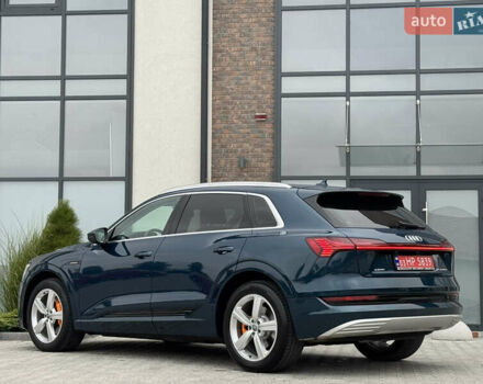 Синий Ауди E-Tron, объемом двигателя 0 л и пробегом 96 тыс. км за 25999 $, фото 29 на Automoto.ua