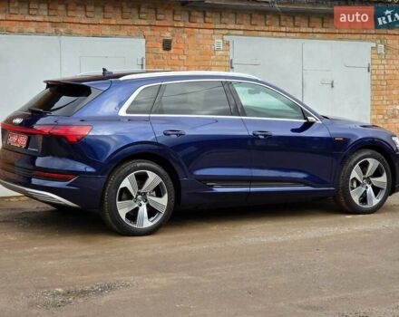 Синий Ауди E-Tron, объемом двигателя 0 л и пробегом 43 тыс. км за 39500 $, фото 100 на Automoto.ua