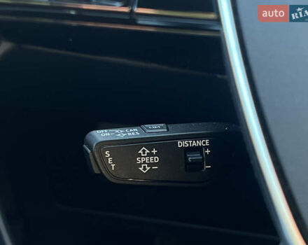 Синий Ауди E-Tron, объемом двигателя 0 л и пробегом 40 тыс. км за 36514 $, фото 66 на Automoto.ua