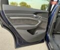 Синій Ауді E-Tron, об'ємом двигуна 0 л та пробігом 53 тис. км за 33700 $, фото 41 на Automoto.ua