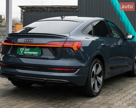Синій Ауді E-Tron, об'ємом двигуна 0 л та пробігом 80 тис. км за 44500 $, фото 10 на Automoto.ua