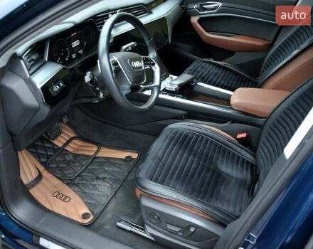Синий Ауди E-Tron, объемом двигателя 0 л и пробегом 52 тыс. км за 31500 $, фото 15 на Automoto.ua