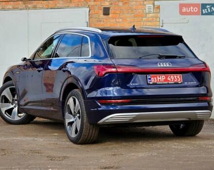 Синий Ауди E-Tron, объемом двигателя 0 л и пробегом 43 тыс. км за 39500 $, фото 2 на Automoto.ua