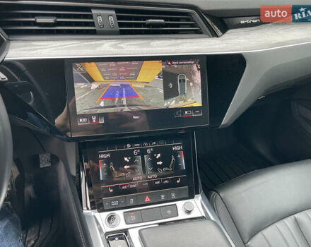 Синий Ауди E-Tron, объемом двигателя 0 л и пробегом 37 тыс. км за 30000 $, фото 8 на Automoto.ua