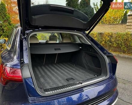 Синий Ауди E-Tron, объемом двигателя 0 л и пробегом 104 тыс. км за 33490 $, фото 35 на Automoto.ua