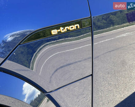 Синий Ауди E-Tron, объемом двигателя 0 л и пробегом 58 тыс. км за 43999 $, фото 33 на Automoto.ua