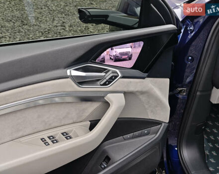 Синий Ауди E-Tron, объемом двигателя 0 л и пробегом 95 тыс. км за 34999 $, фото 26 на Automoto.ua