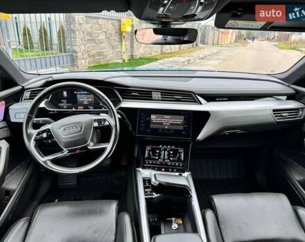 Синій Ауді E-Tron, об'ємом двигуна 0 л та пробігом 230 тис. км за 27900 $, фото 35 на Automoto.ua