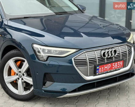 Синий Ауди E-Tron, объемом двигателя 0 л и пробегом 96 тыс. км за 25999 $, фото 9 на Automoto.ua