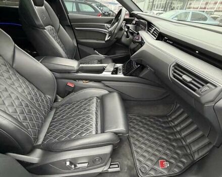 Синій Ауді E-Tron, об'ємом двигуна 0 л та пробігом 57 тис. км за 46000 $, фото 25 на Automoto.ua