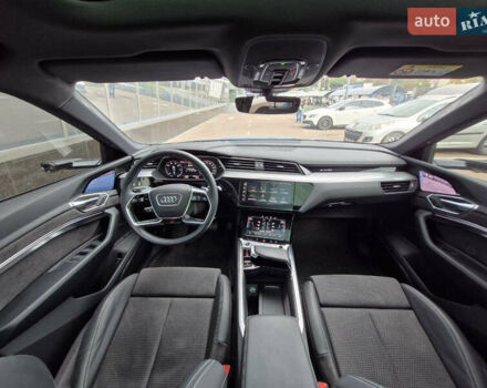Синий Ауди E-Tron, объемом двигателя 0 л и пробегом 5 тыс. км за 58900 $, фото 14 на Automoto.ua