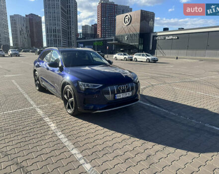 Синий Ауди E-Tron, объемом двигателя 0 л и пробегом 144 тыс. км за 29000 $, фото 21 на Automoto.ua