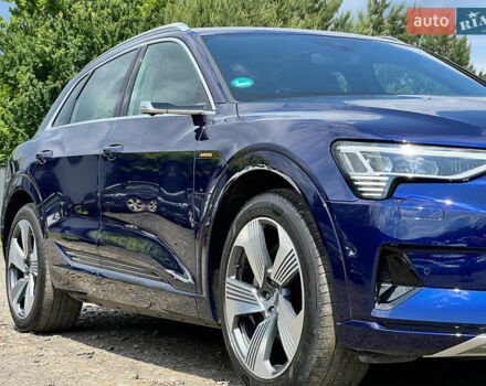 Синій Ауді E-Tron, об'ємом двигуна 0 л та пробігом 38 тис. км за 39511 $, фото 9 на Automoto.ua