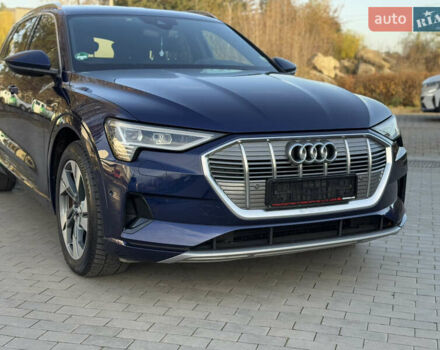 Синий Ауди E-Tron, объемом двигателя 0 л и пробегом 71 тыс. км за 28300 $, фото 45 на Automoto.ua