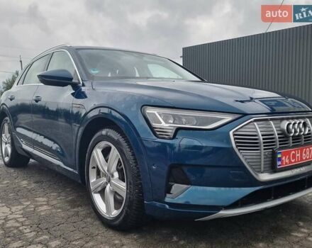 Синий Ауди E-Tron, объемом двигателя 0 л и пробегом 102 тыс. км за 29850 $, фото 9 на Automoto.ua