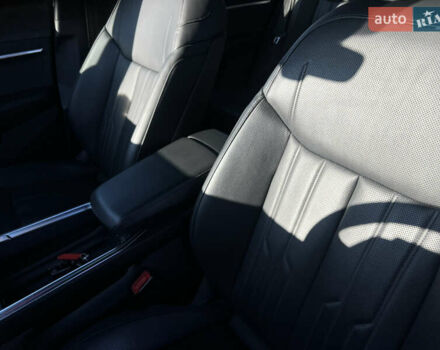 Синий Ауди E-Tron, объемом двигателя 0 л и пробегом 40 тыс. км за 36514 $, фото 33 на Automoto.ua