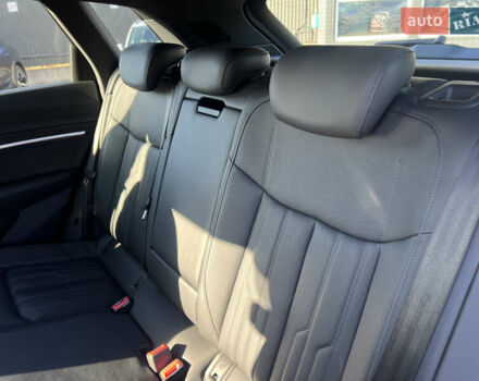 Синий Ауди E-Tron, объемом двигателя 0 л и пробегом 40 тыс. км за 36514 $, фото 41 на Automoto.ua