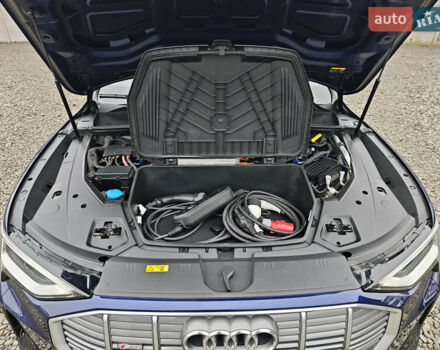 Синий Ауди E-Tron, объемом двигателя 0 л и пробегом 95 тыс. км за 34999 $, фото 83 на Automoto.ua