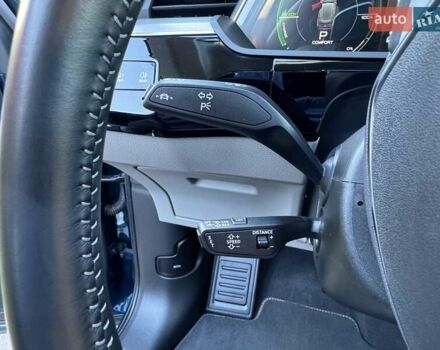 Синій Ауді E-Tron, об'ємом двигуна 0 л та пробігом 47 тис. км за 36500 $, фото 43 на Automoto.ua
