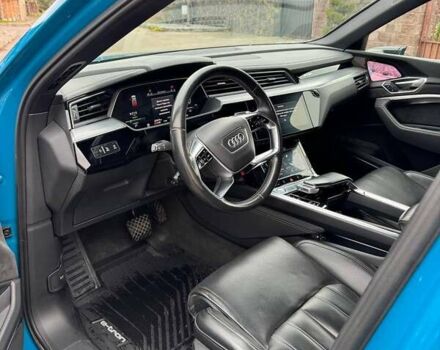 Синій Ауді E-Tron, об'ємом двигуна 0 л та пробігом 230 тис. км за 27900 $, фото 59 на Automoto.ua