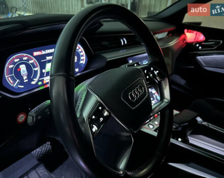 Синий Ауди E-Tron, объемом двигателя 0 л и пробегом 65 тыс. км за 38000 $, фото 23 на Automoto.ua