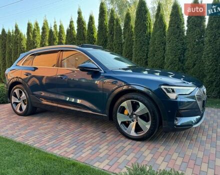 Синій Ауді E-Tron, об'ємом двигуна 0 л та пробігом 47 тис. км за 36500 $, фото 6 на Automoto.ua