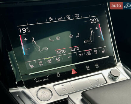 Синій Ауді E-Tron, об'ємом двигуна 0 л та пробігом 38 тис. км за 39511 $, фото 71 на Automoto.ua