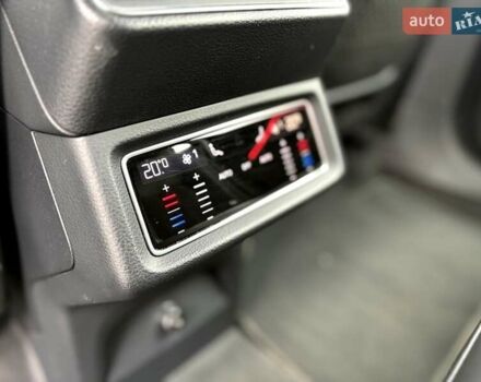 Синій Ауді E-Tron, об'ємом двигуна 0 л та пробігом 95 тис. км за 33700 $, фото 14 на Automoto.ua